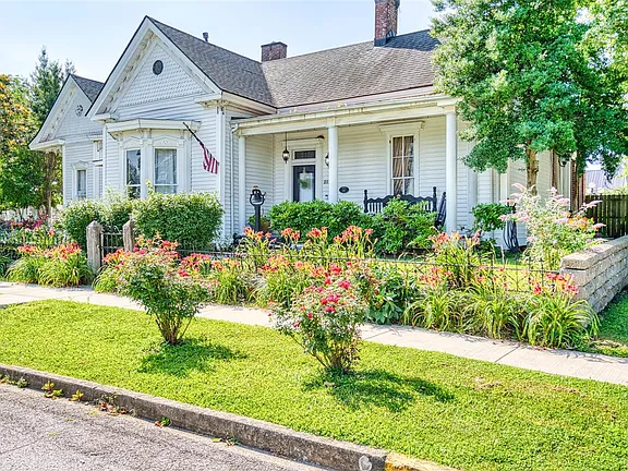 Timeless Elegance in Historic Downtown Russellville