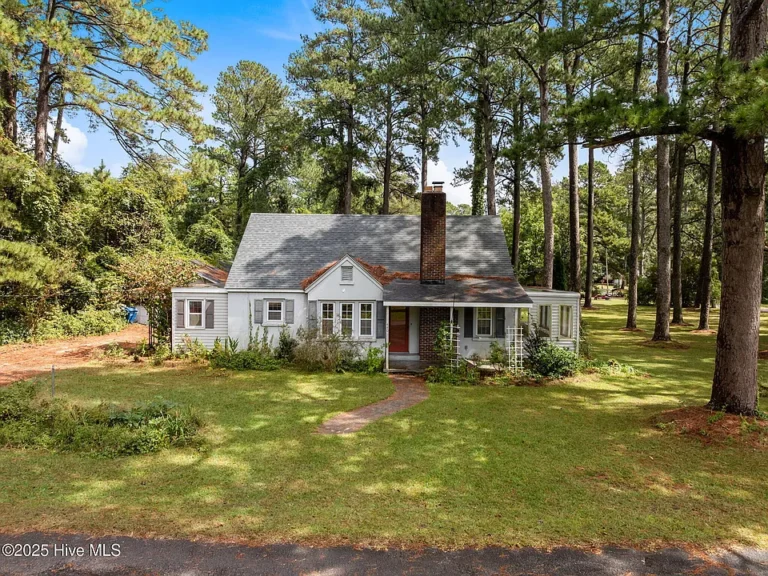 MOTIVATED SELLER! Cash-Only Investor Special in Aurora, NC