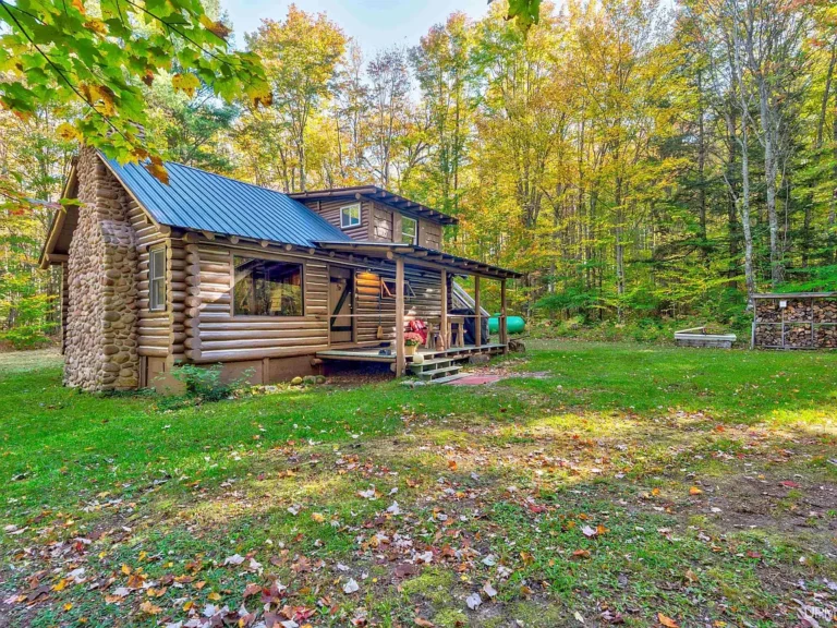 73 Acres of Pure Seclusion and Rustic Comfort in Michigan’s Upper Peninsula
