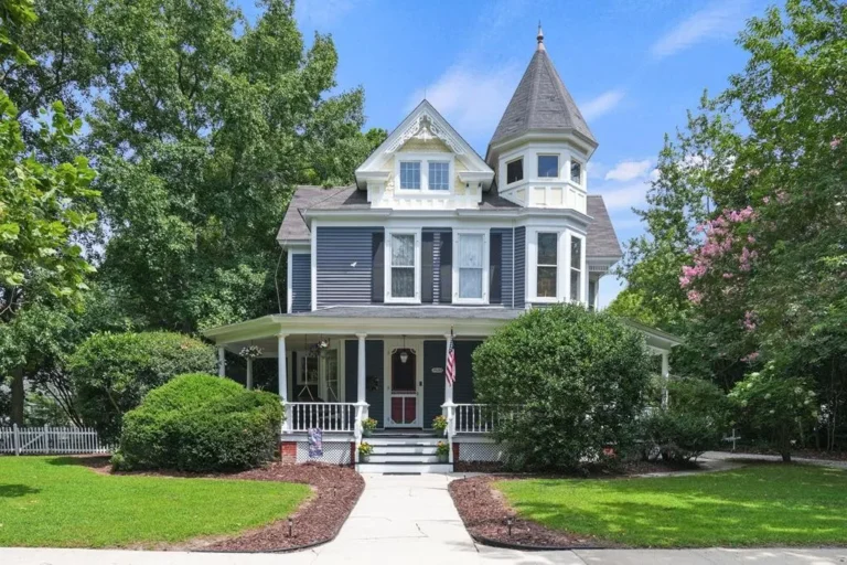 You Won’t Believe How Much Space Is Inside This Charming Victorian