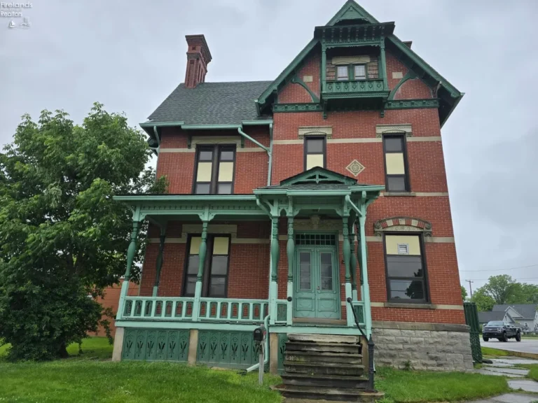 The August Kuebeler Mansion – A 10,000+ Sq. Ft. Historic Canvas