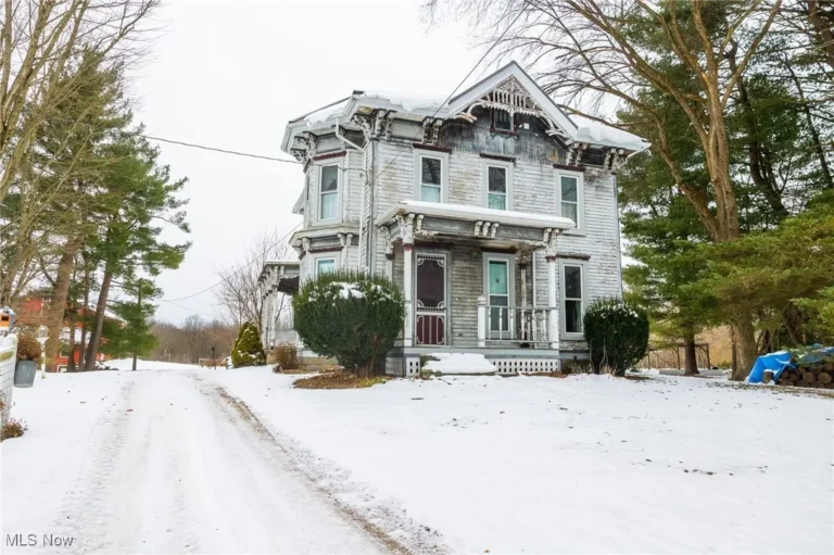 Homestead: 18+ Acres of Rural Serenity & Potential