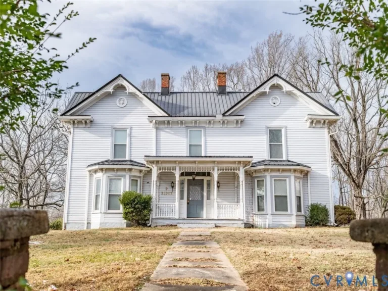 Price Cut – Own an 1880 Home on 1.33 Acres for Just $145K