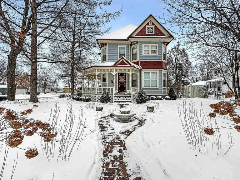 The Eli Winch House: A Hans Bille Masterpiece