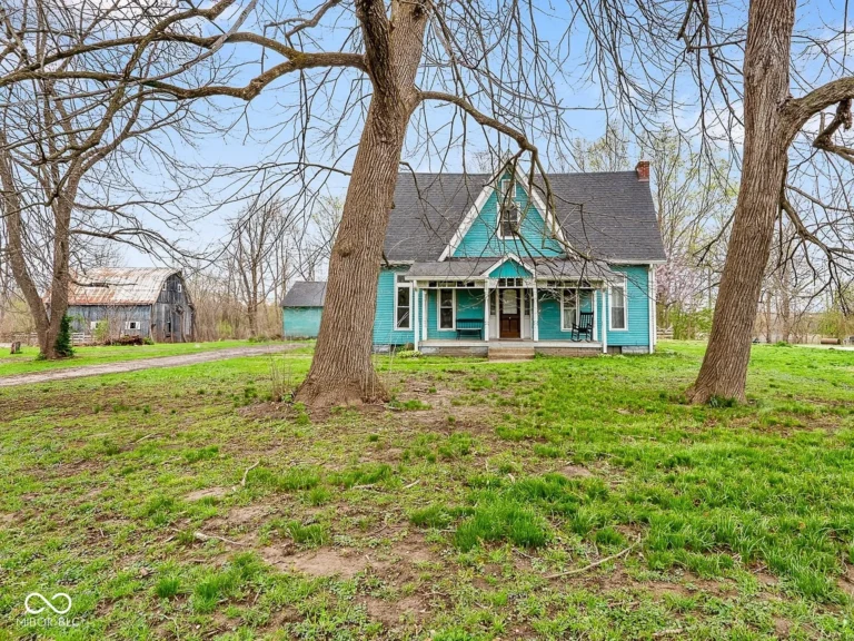 Online Auction Opportunity – 4 Acres, Spacious Home, Incredible Value