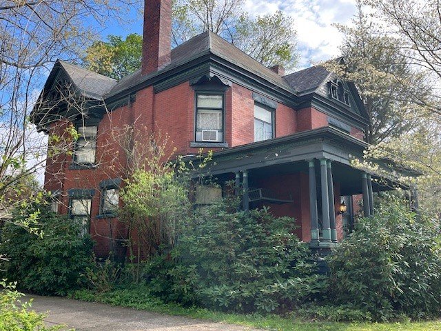 The House of Five Hearths: A Breathtaking 1896 Gilded Age Masterpiece in Erie