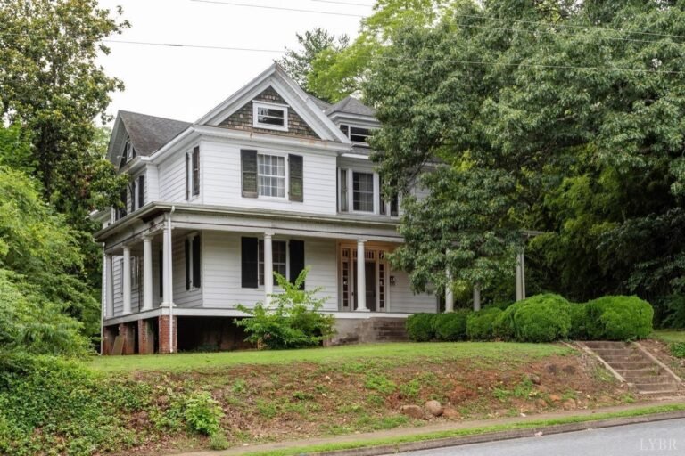 4,000 Square Feet for $214K: The Rock-Solid 1912 Icon with Smart Modern Infrastructure