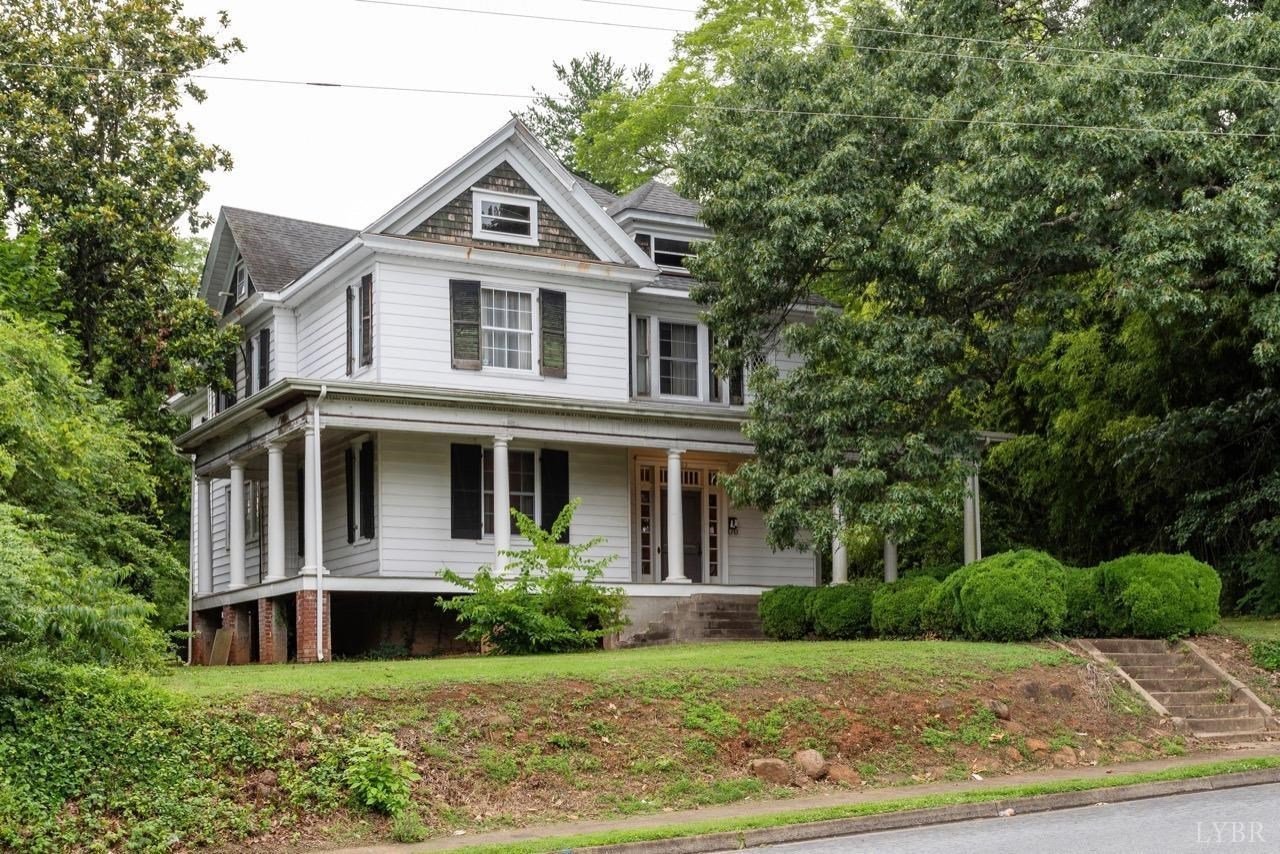 4,000 Square Feet for $214K: The Rock-Solid 1912 Icon with Smart Modern Infrastructure