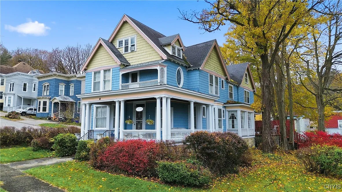 Grand Queen Anne Victorian for Sale – 6 Bedrooms, Carriage House & Historic Elegance