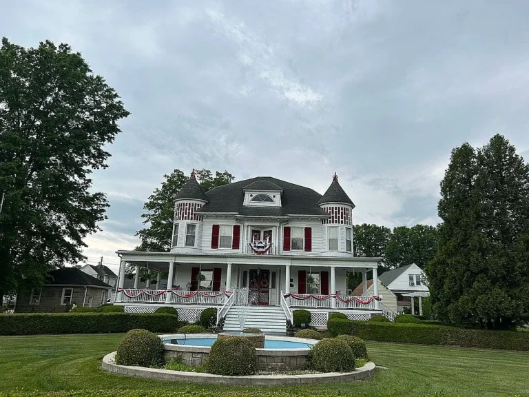 Historic 1898 National Register Estate in Parkersburg, WV Offered at $424,000