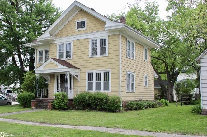 The $130K Craftsman Dream: A 1920s Character-Rich Classic Ready for Your Personal Touch