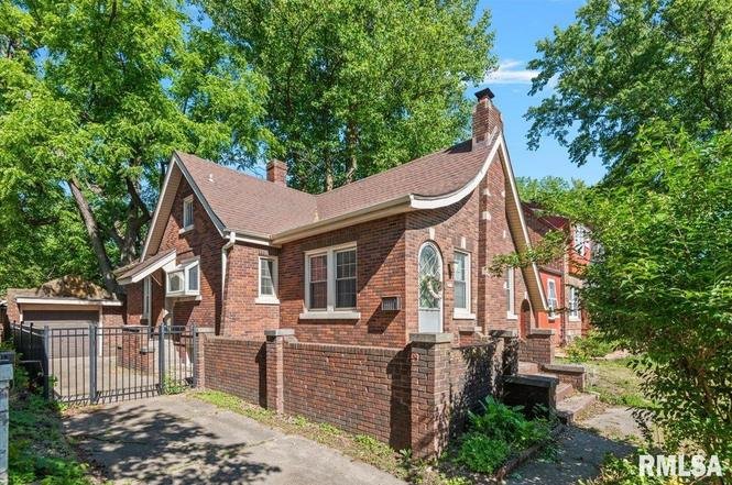 Sub-$100K Historic Perfection: An Adorable 1930s Brick Gem with Zero Projects