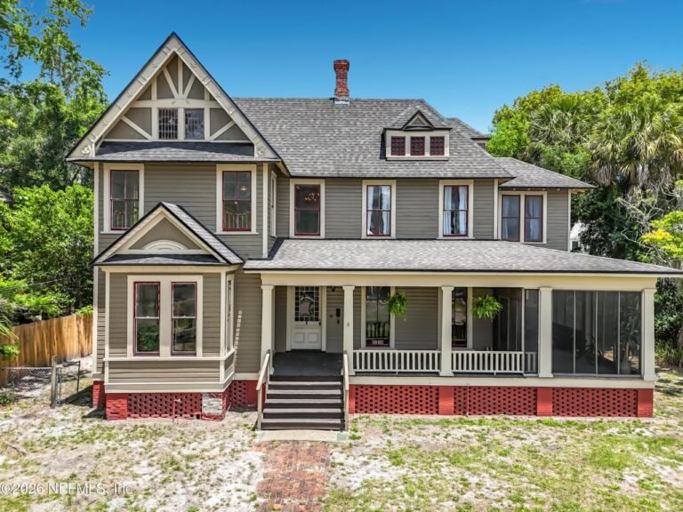 The Historic Queen Anne Victorian Estate – Offered at $525,000