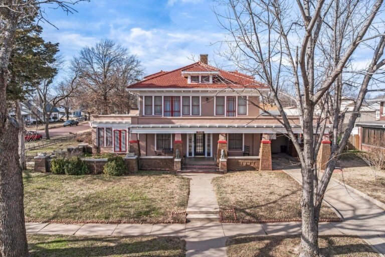 The Anthony Carlton Estate: A 1916 Prairie-Style Landmark with Income Potential for $299,999