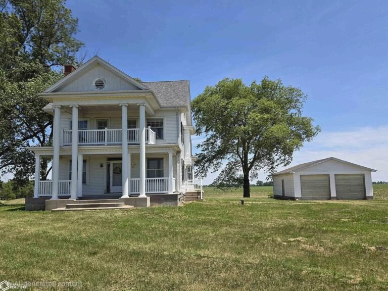 Regal 1900 Country Victorian Farmhouse – Offered at $125,000